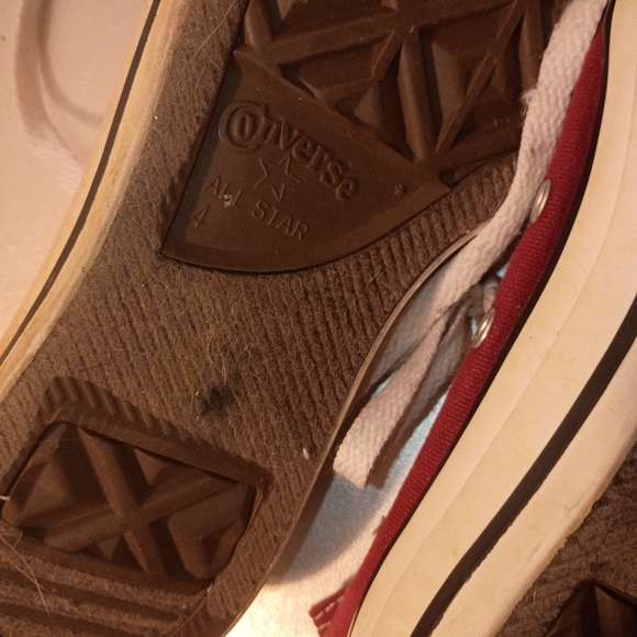 Converse Women's Maroon All Star Chuck Taylor Size 4 Sneakers - Picture 5 of 5